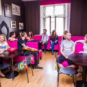 https://pink-panthers-hostel-private.krakowhotelspoland.com